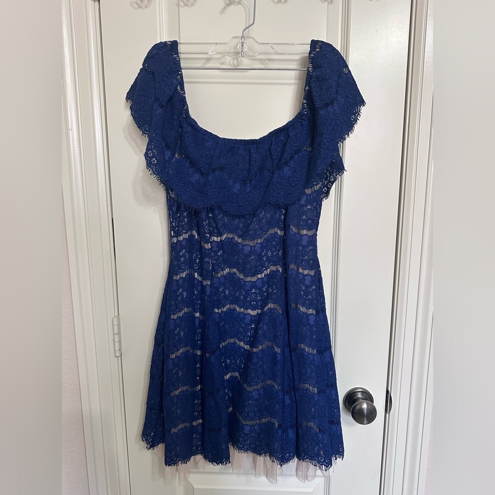 Francesca's Collections Navy Lace Dress